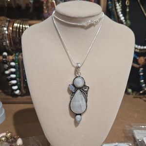 Elegant Silver Moonstone Necklace
